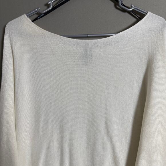 MARCIANO sz XS white long sleeve‎ sweater - Picture 8 of 9